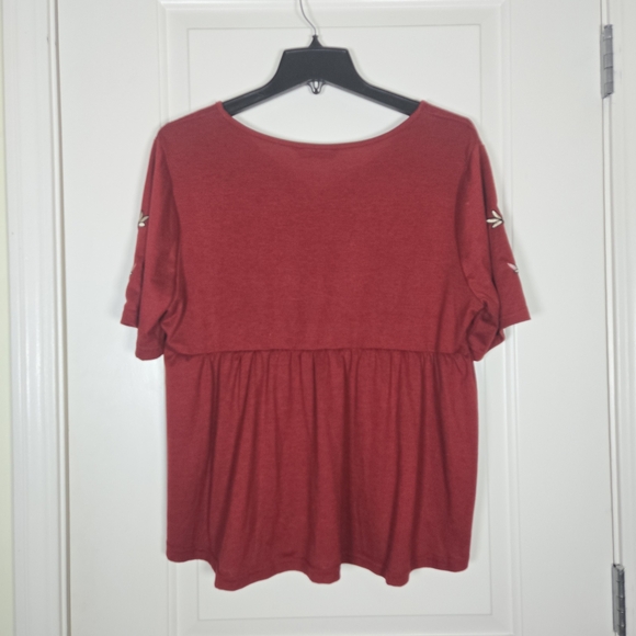 BloomChic Red Floral Embroidered Top - Picture 3 of 3